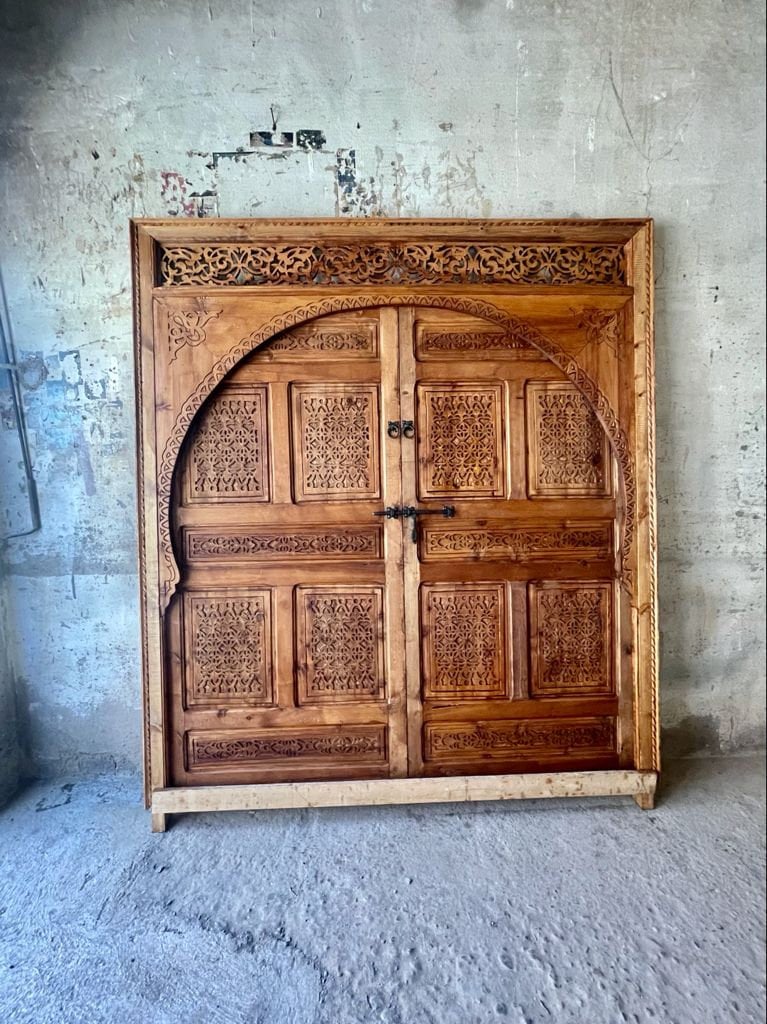 Double Royal Gate for Indoor/Outdoor Wall Decor - Royal Gate Extra Large