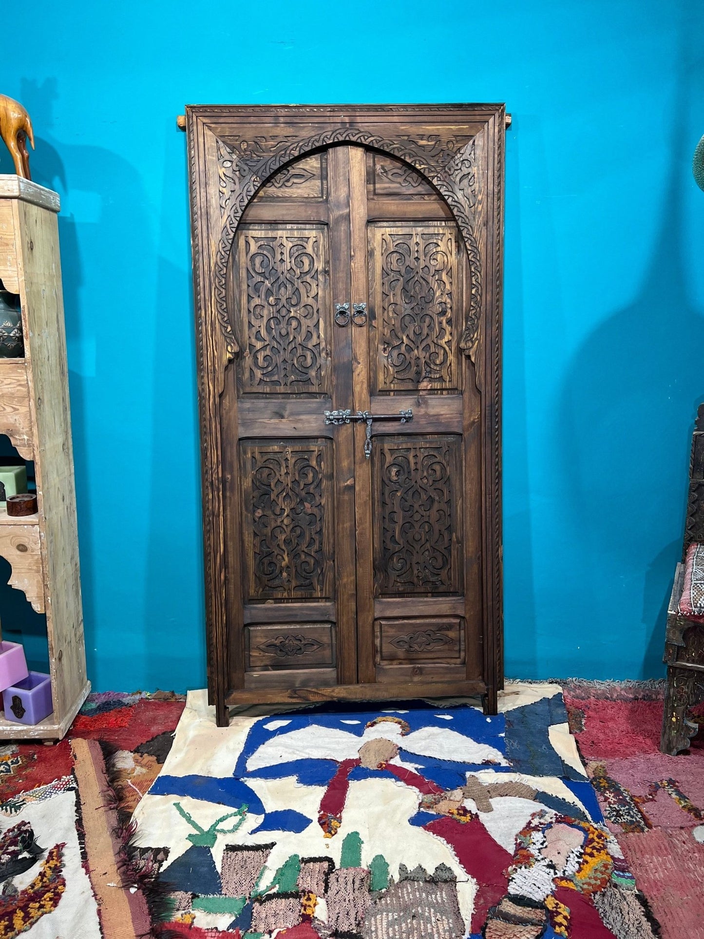 Wooden Double Carved Door , Amazing front door sale , Unique old carved antique door .